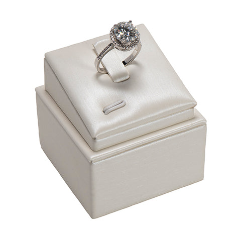 Ring Display 1.75" High