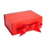Collapsible magnetic box